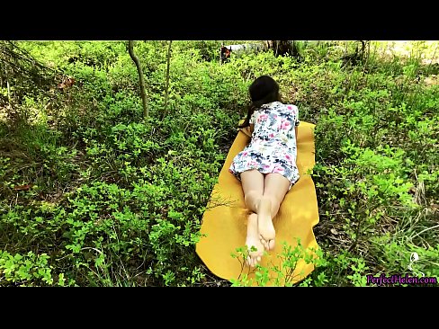 ❤️ 陌生人在Tinder上自慰我的阴部，并在树林里热情地做爱 ❤️ Super porn❤