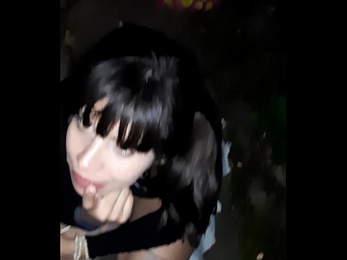 ❤️ 在街上膨胀的阴茎，以换取糖果 ❤️ Super porn❤